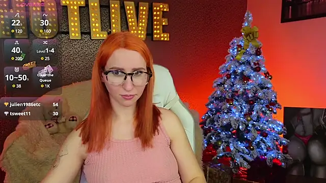 Snapshot of AliceBYKiss chatting on 12.23.24 AliceBYKiss online show from 12.23.24