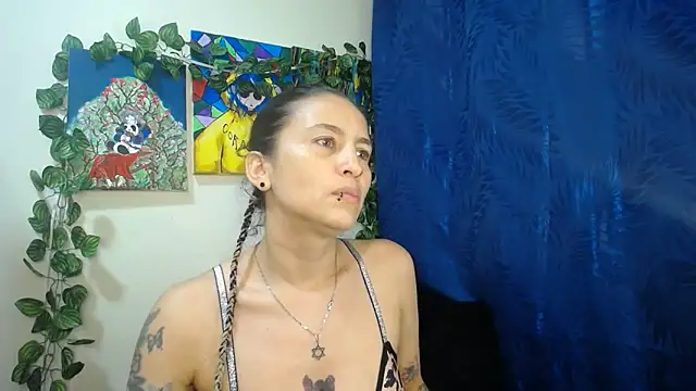 Snapshot of Leyla_Horny_Bg chatting on 05.03.26 Leyla Horny Bg online show from 05.03.26