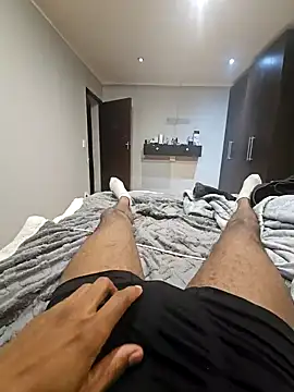 Snapshot of blacksexyg chatting on 12.23.24 blacksexyg online show from 12.23.24