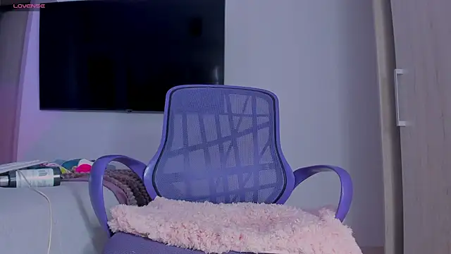 licky lu online show from 12.09.24