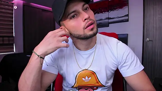 Snapshot of nick_klaus chatting on 03.02.26 nick klaus online show from 03.02.26