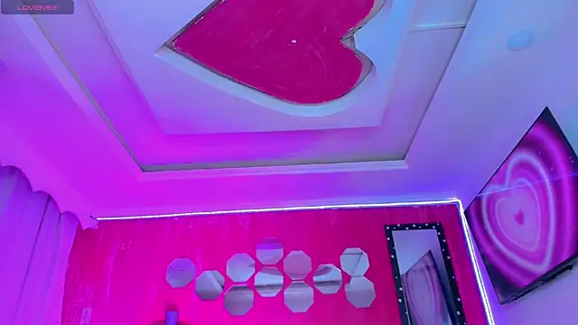 TiffanyMackensyy online show from 07.19.26