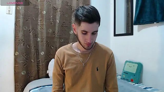 Snapshot of Thhiago_tay chatting on 10.06.25 Thhiago tay online show from 10.06.25