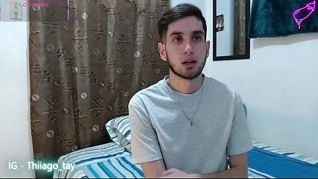 Snapshot of Thhiago_tay chatting on 10.11.25 Thhiago tay online show from 10.11.25