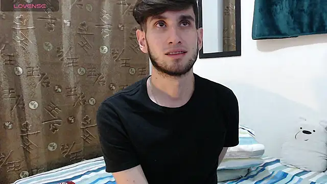 Snapshot of Thhiago_tay chatting on 10.16.25 Thhiago tay online show from 10.16.25