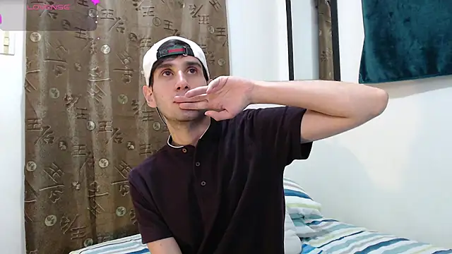 Snapshot of Thhiago_tay chatting on 11.02.25 Thhiago tay online show from 11.02.25