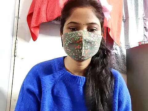 Snapshot of samosa73 chatting on 11.19.25 samosa73 online show from 11.19.25