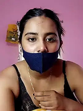 lovely-tanu online show from 03.08.25