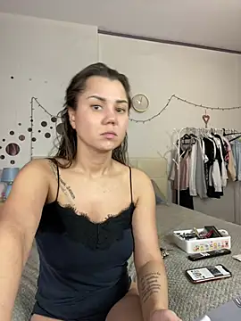 MiraMiss online show from 12.24.24
