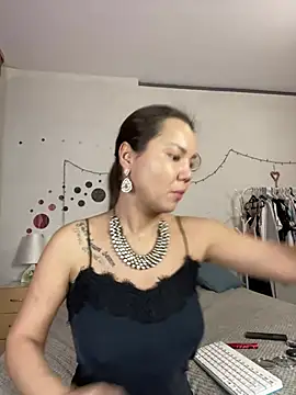 MiraMiss online show from 01.21.25