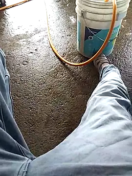 Snapshot of PracticalGum40 chatting on 10.12.25 PracticalGum40 online show from 10.12.25