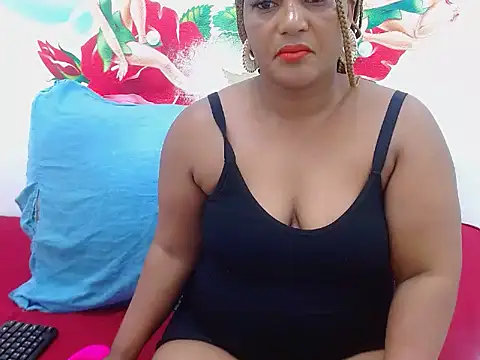 SexyEbony37X online show from 12.05.25