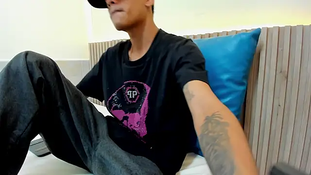 Snapshot of Billy_zander chatting on 12.09.24 Billy zander online show from 12.09.24