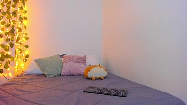 emillyhills online show from 01.24.25