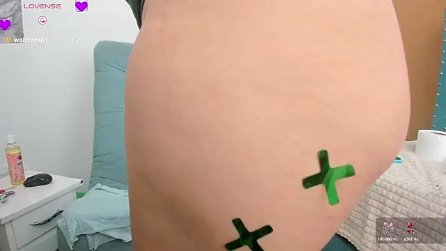 Snapshot of DannaMishellx_ chatting on 03.18.25 DannaMishellx online show from 03.18.25