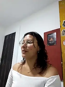 Noellesable online show from 02.21.25