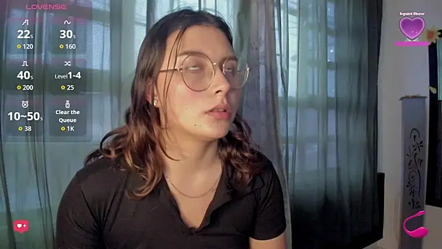 Noellesable online show from 10.15.25