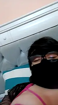 Snapshot of big_yoyo chatting on 01.05.25 big yoyo online show from 01.05.25