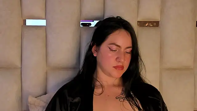 jenifer  power10 online show from 01.03.25