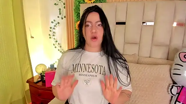 Snapshot of jenifer__power10 chatting on 10.08.25 jenifer power10 online show from 10.08.25