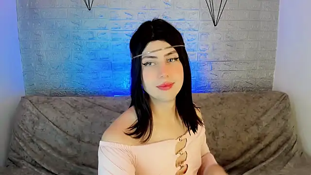 Snapshot of Oxana-Novikov chatting on 04.19.26 Oxana-Novikov online show from 04.19.26