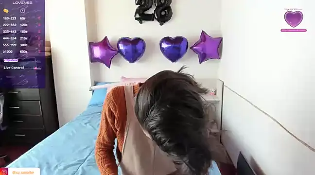 Snapshot of aiko_mori chatting on 01.29.25 aiko mori online show from 01.29.25