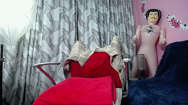 Kate Laurence  online show from 12.14.24