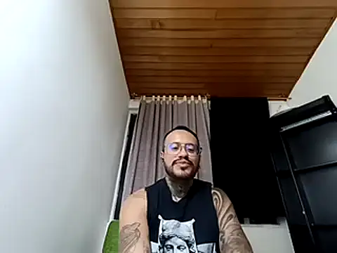 Nicky smith   online show from 12.02.24