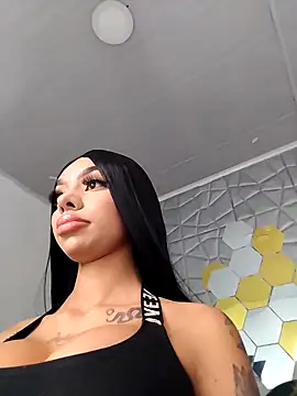 Tiffanny online show from 10.02.25