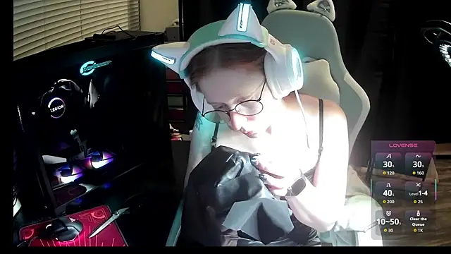 LilyFoxxx online show from 05.22.26