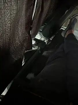 Snapshot of kyatsu23 chatting on 10.31.25 kyatsu23 online show from 10.31.25