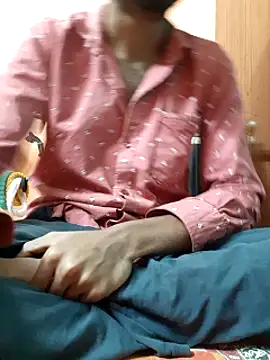 Snapshot of savage_lucifer8 chatting on 12.04.24 savage lucifer8 online show from 12.04.24