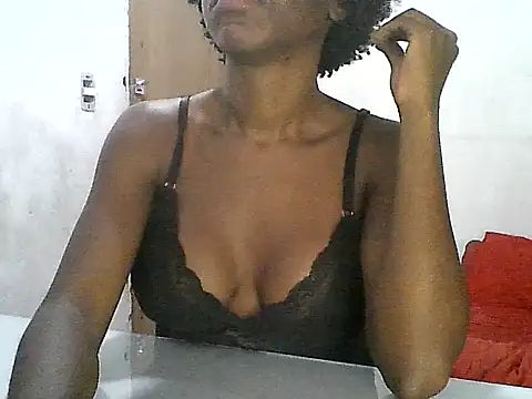 maisinha3193 online show from 10.15.25