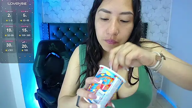 Sofi hot 4m online show from 10.22.25