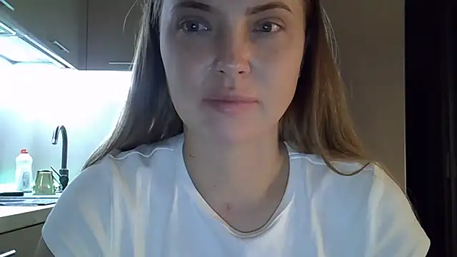 Lucky Anna online show from 10.27.25