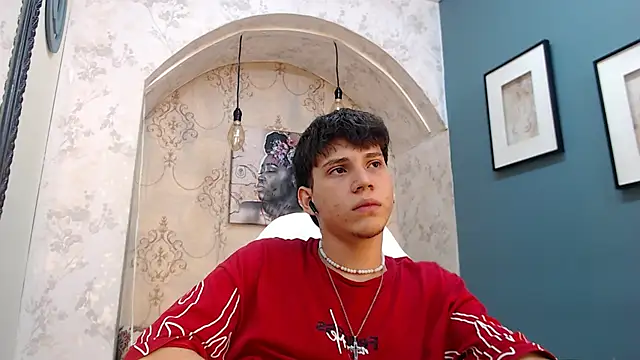 Jonathan Moreau online show from 12.13.24