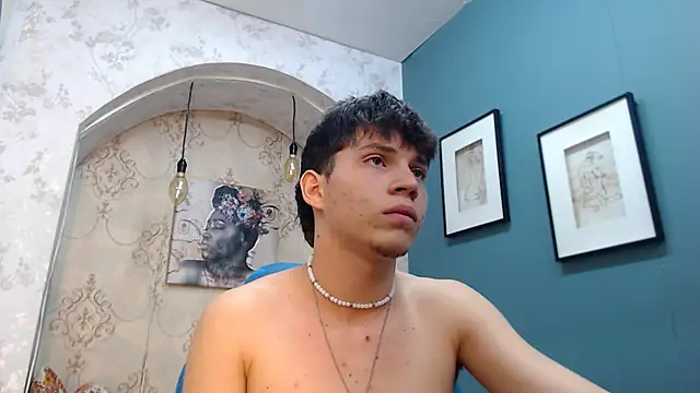 Jonathan Moreau online show from 12.16.24