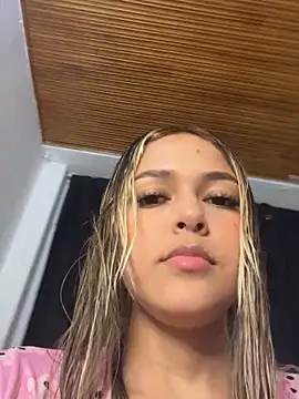 Cami hunter  online show from 12.13.24
