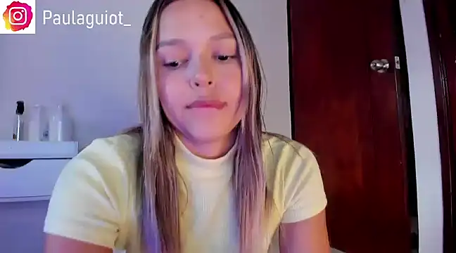 Cami hunter  online show from 02.25.25
