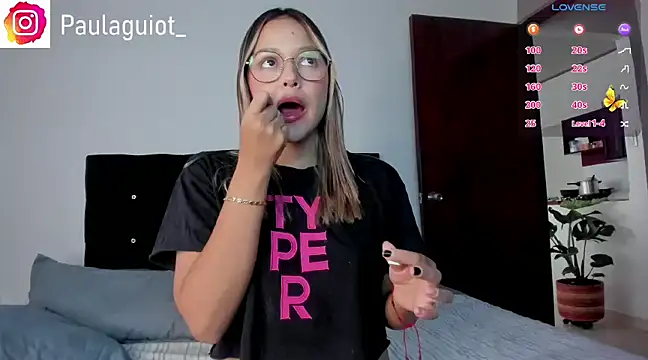 Cami hunter  online show from 03.06.25