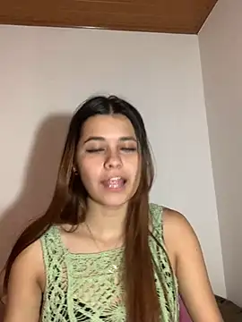 Snapshot of Natashaa_2s2 chatting on 02.01.25 Natashaa 2s2 online show from 02.01.25