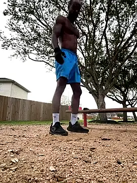 Melaneighted online show from 03.04.26