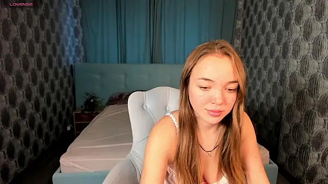 Christy Little online show from 12.24.24