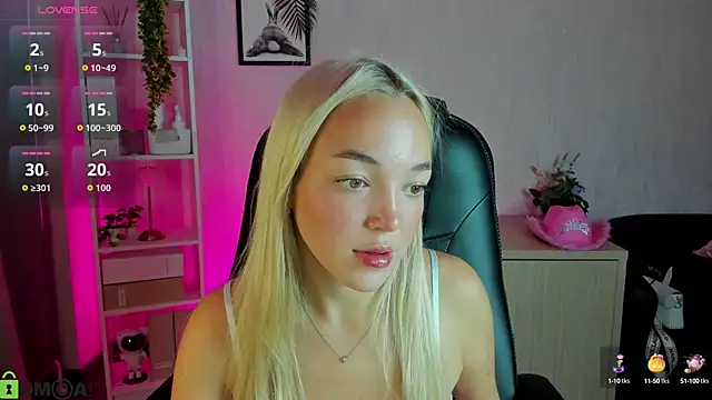 Christy Little online show from 09.17.25