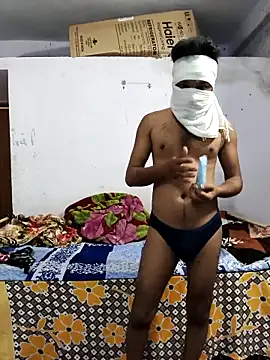 Snapshot of hot_wife_35 chatting on 11.02.25 hot wife 35 online show from 11.02.25