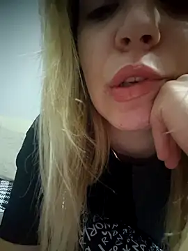 SUSELLAM1 online show from 01.24.25