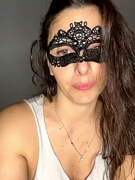 Snapshot of LeMagique- chatting on 01.15.26 LeMagique- online show from 01.15.26