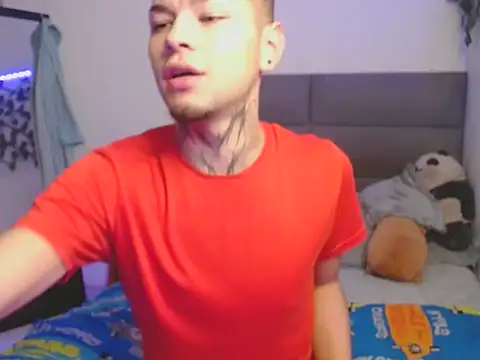 MarceloMilk online show from 10.15.25