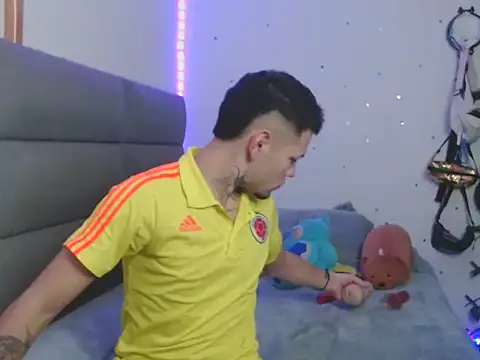 MarceloMilk online show from 10.20.25