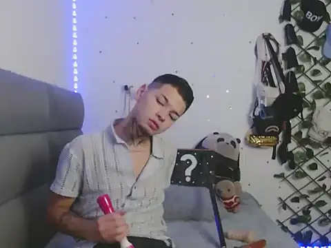 MarceloMilk online show from 10.26.25